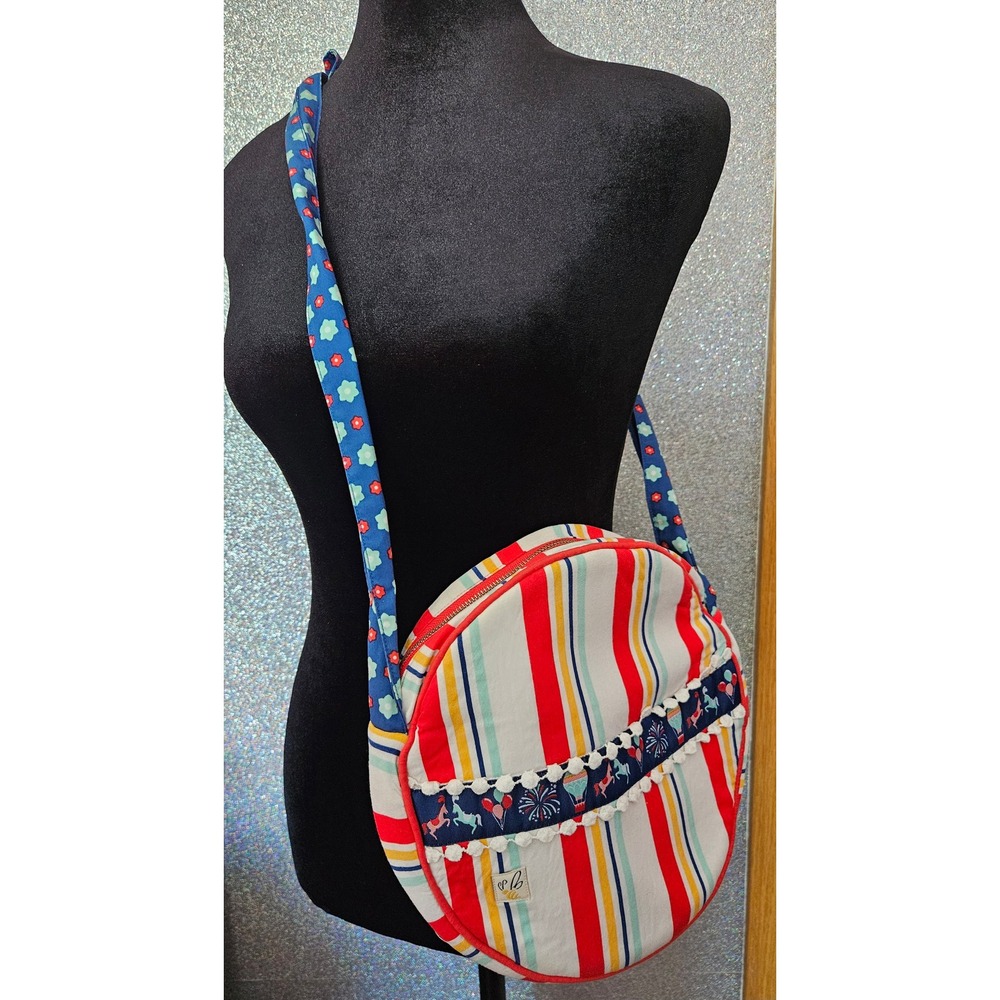 WILDFLOWERS Daydream Believer Striped Round‎ Crossbody Bag Floral Horse Party